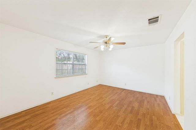 13100 Billiem DR, Austin, TX 78727