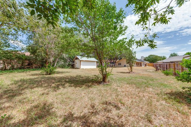 13100 Billiem DR, Austin, TX 78727