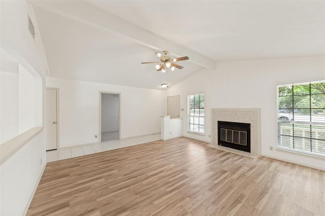 13100 Billiem DR, Austin, TX 78727