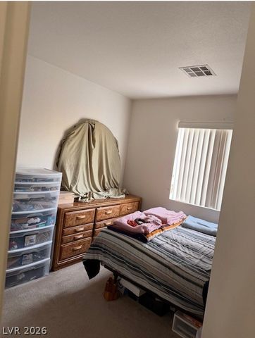 10004 Long Cattle Avenue, Las Vegas, NV 89117