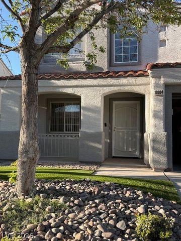 10004 Long Cattle Avenue, Las Vegas, NV 89117