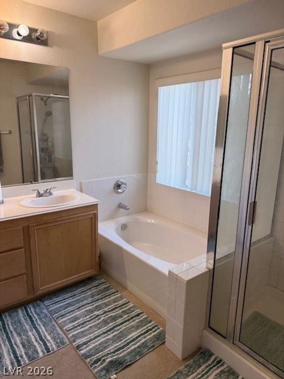 Image 25 of property listing at 10004 Long Cattle Avenue, Las Vegas, NV 89117