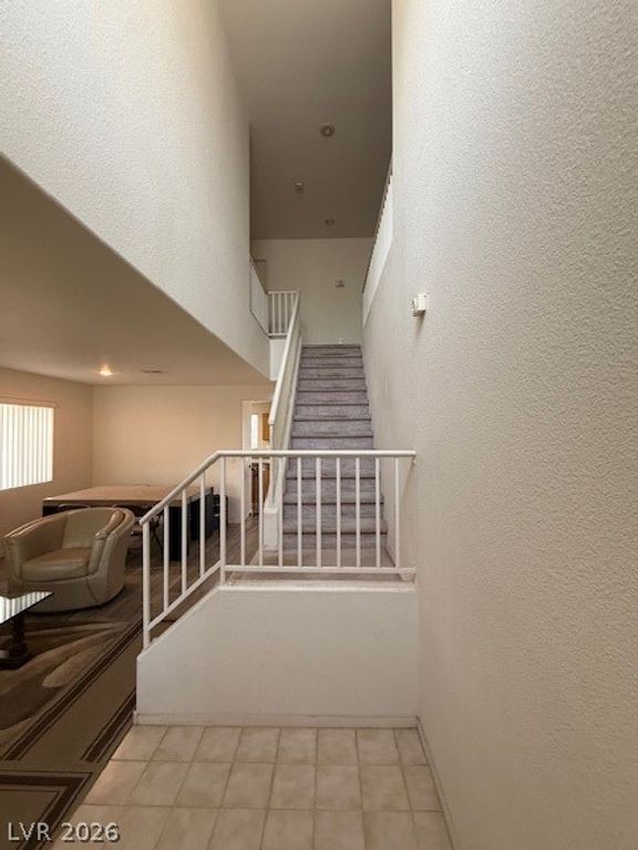 Image 5 of property listing at 10004 Long Cattle Avenue, Las Vegas, NV 89117