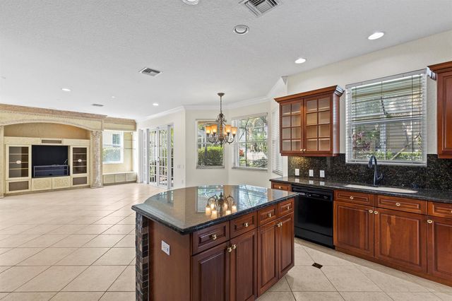 6597 Marbletree Lane, Lake Worth, FL 33467