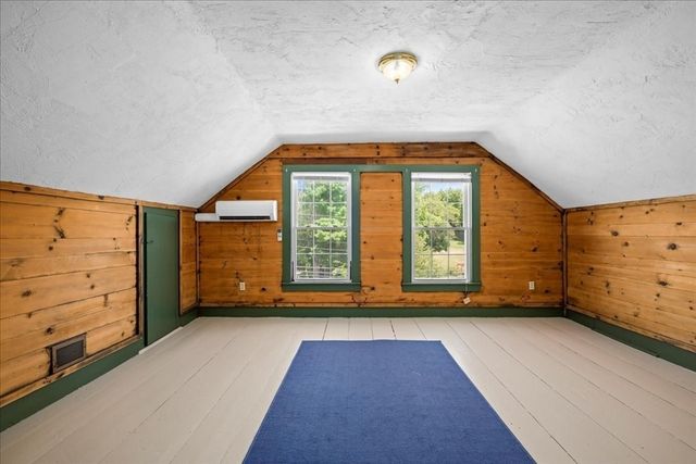 720 Main St, Bolton, MA 01740