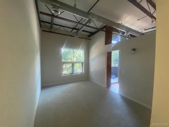 614 S Troy Street 102, Royal Oak, MI 48067