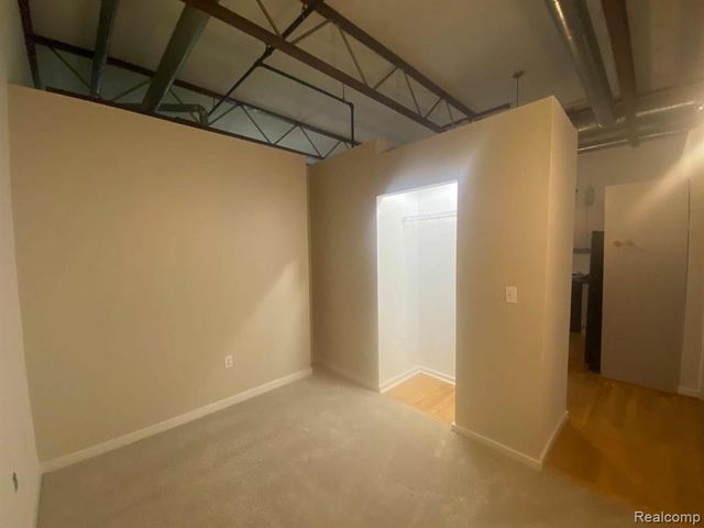 614 S Troy Street 102, Royal Oak, MI 48067