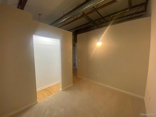 614 S Troy Street 102, Royal Oak, MI 48067