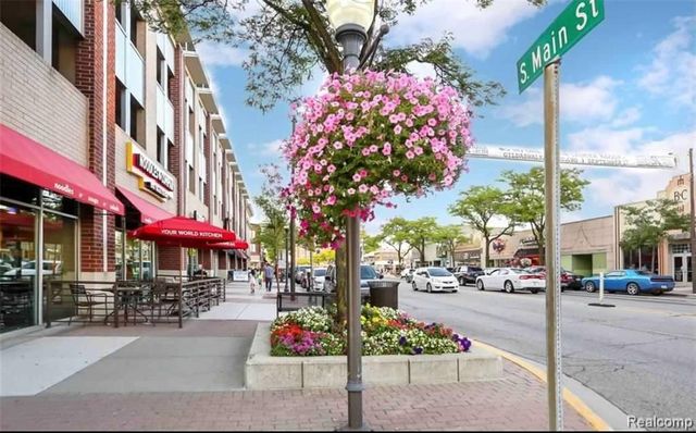 614 S Troy Street 102, Royal Oak, MI 48067