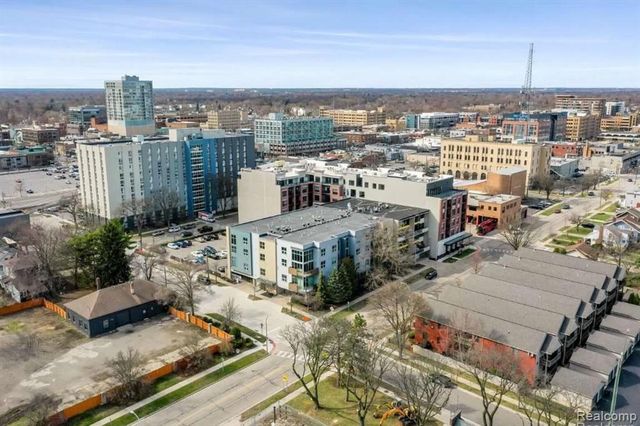 614 S Troy Street 102, Royal Oak, MI 48067