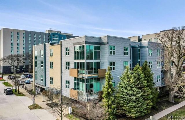 614 S Troy Street 102, Royal Oak, MI 48067
