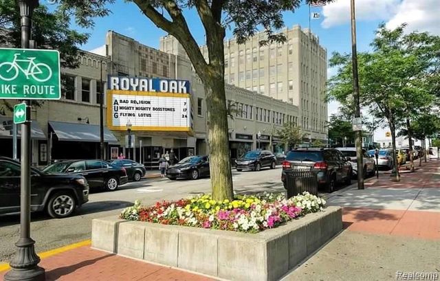 614 S Troy Street 102, Royal Oak, MI 48067