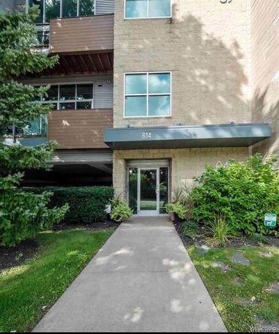614 S Troy Street 102, Royal Oak, MI 48067