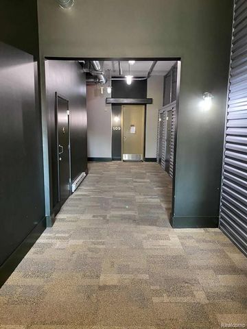 614 S Troy Street 102, Royal Oak, MI 48067