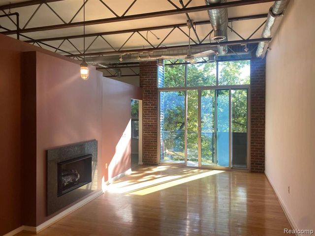 614 S Troy Street 102, Royal Oak, MI 48067