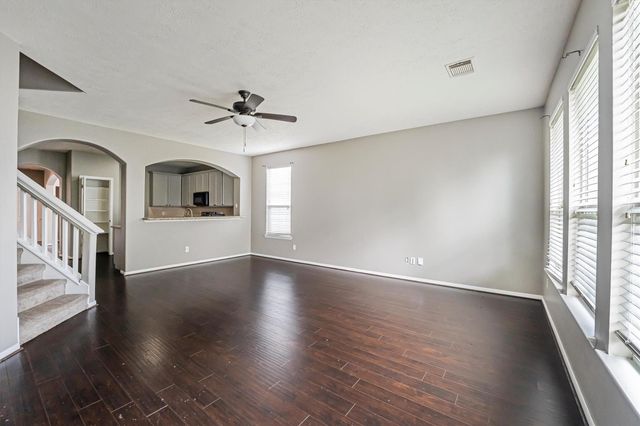 11007 Northam Drive, Tomball, TX 77375