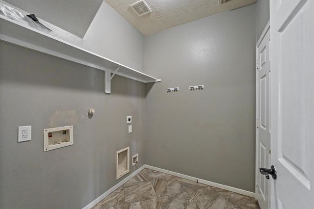 11007 Northam Drive, Tomball, TX 77375