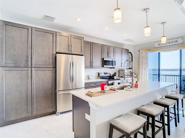 16300 COUNTY ROAD 455 610, Montverde, FL 34756