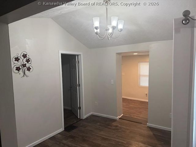 177 East Point Drive, Charleston, WV 25311