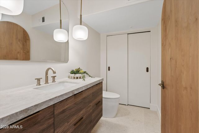 7042 E ORANGE BLOSSOM Lane, Paradise Valley, AZ 85253