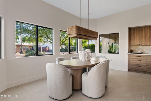 7042 E ORANGE BLOSSOM Lane, Paradise Valley, AZ 85253