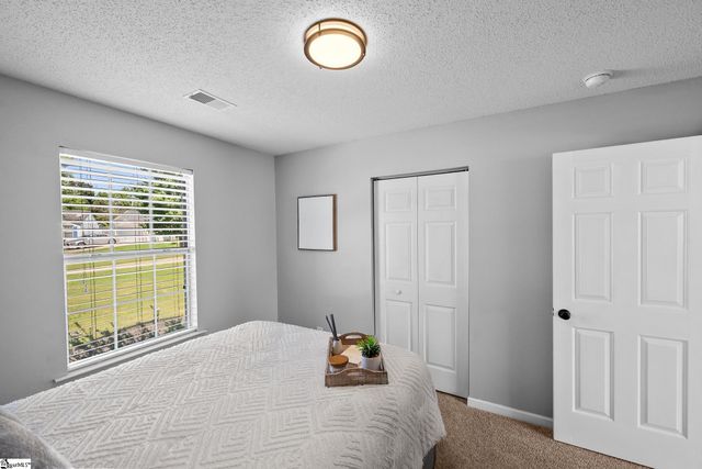 102 Pasture Place, Simpsonville, SC 29681
