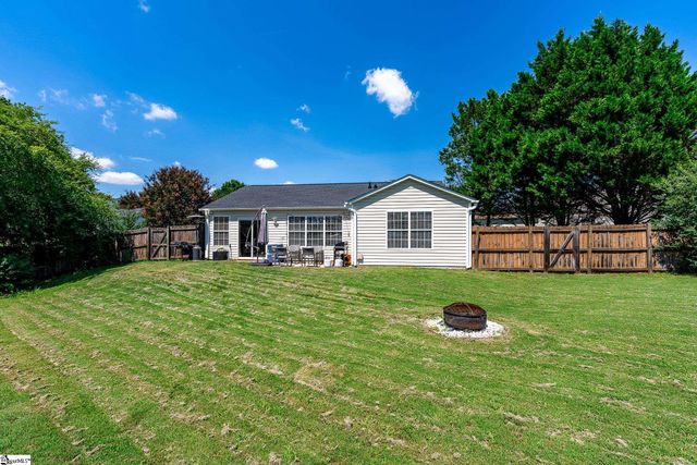 102 Pasture Place, Simpsonville, SC 29681