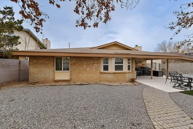 6524 Lamy Street NW, Albuquerque, NM 87120