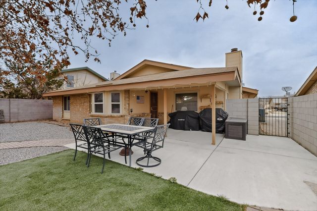 6524 Lamy Street NW, Albuquerque, NM 87120