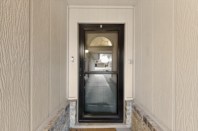 6524 Lamy Street NW, Albuquerque, NM 87120