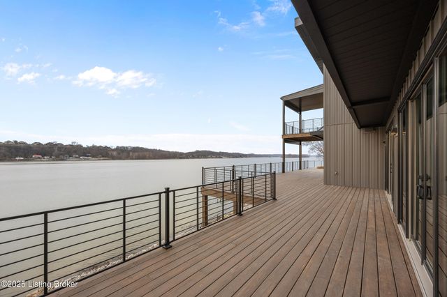 6904 Beachland Bch Rd, Prospect, KY 40059