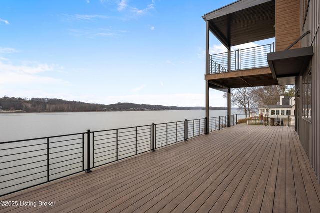 6904 Beachland Bch Rd, Prospect, KY 40059