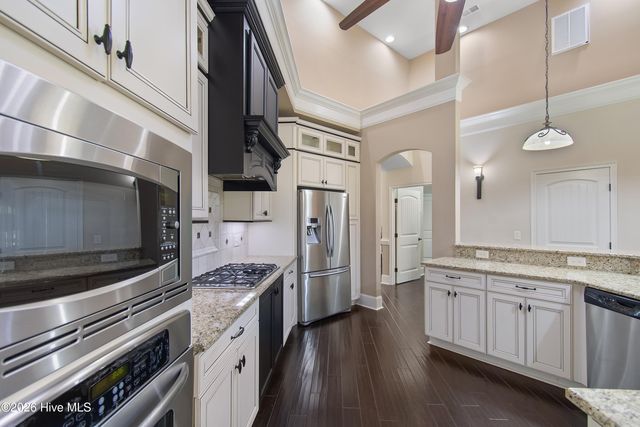 1614 Colonist Square SW, Ocean Isle Beach, NC 28469