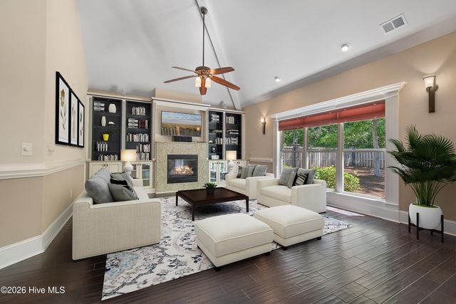 1614 Colonist Square SW, Ocean Isle Beach, NC 28469