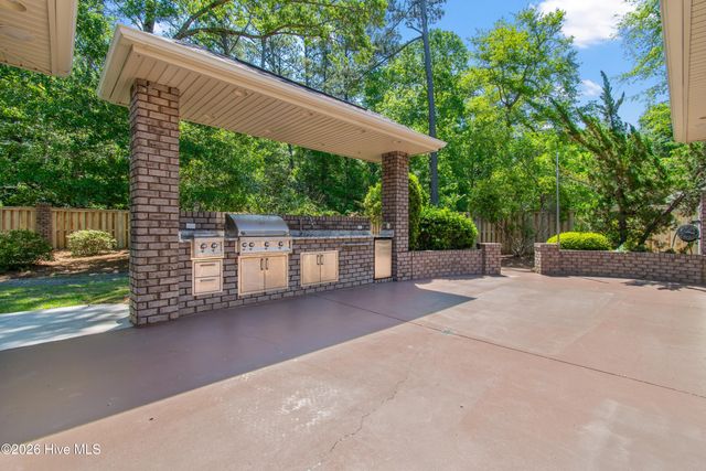 1614 Colonist Square SW, Ocean Isle Beach, NC 28469