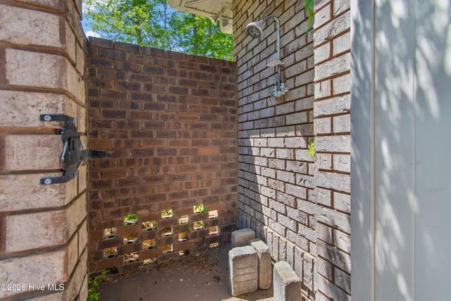 1614 Colonist Square SW, Ocean Isle Beach, NC 28469