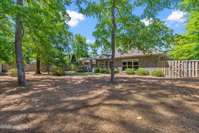 1614 Colonist Square SW, Ocean Isle Beach, NC 28469