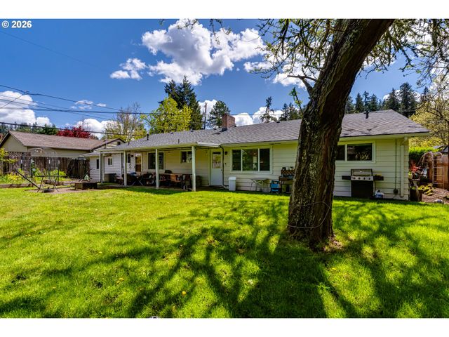 1255 E 24TH Ave, Eugene, OR 97403