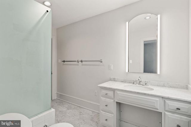 9 NORMAN LN, Philadelphia, PA 19118