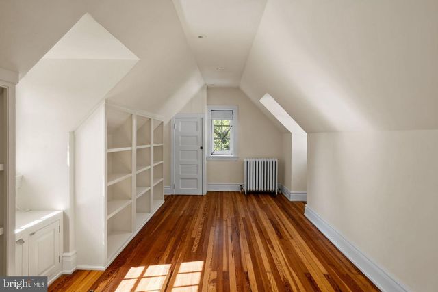 9 NORMAN LN, Philadelphia, PA 19118