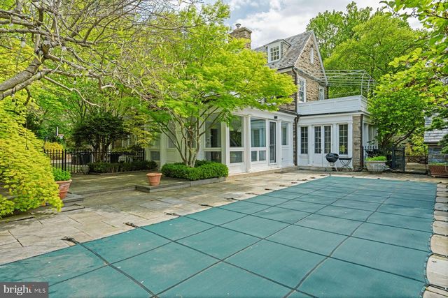 9 NORMAN LN, Philadelphia, PA 19118