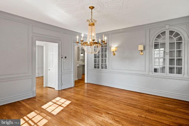 9 NORMAN LN, Philadelphia, PA 19118