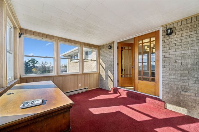 421 Robbins Station Rd, North Huntingdon, PA 15642