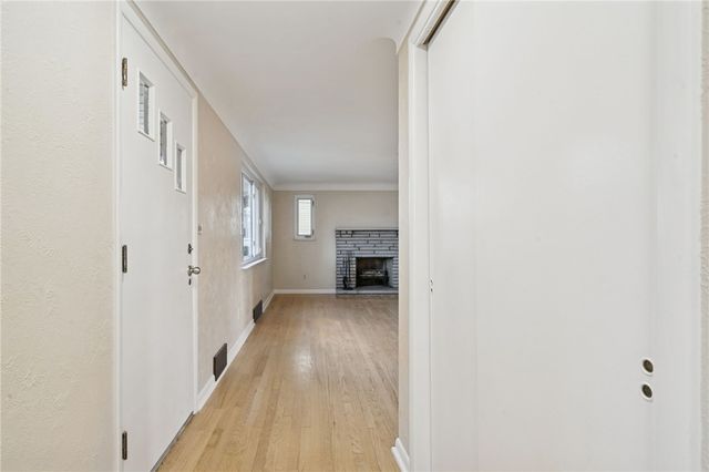 421 Robbins Station Rd, North Huntingdon, PA 15642