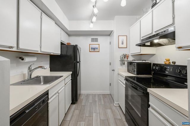 103 TURTLE CREEK RD #1, Charlottesville, VA 22901