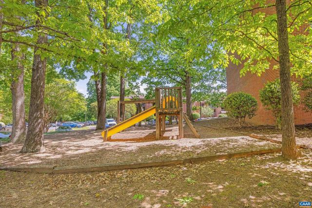 103 TURTLE CREEK RD #1, Charlottesville, VA 22901