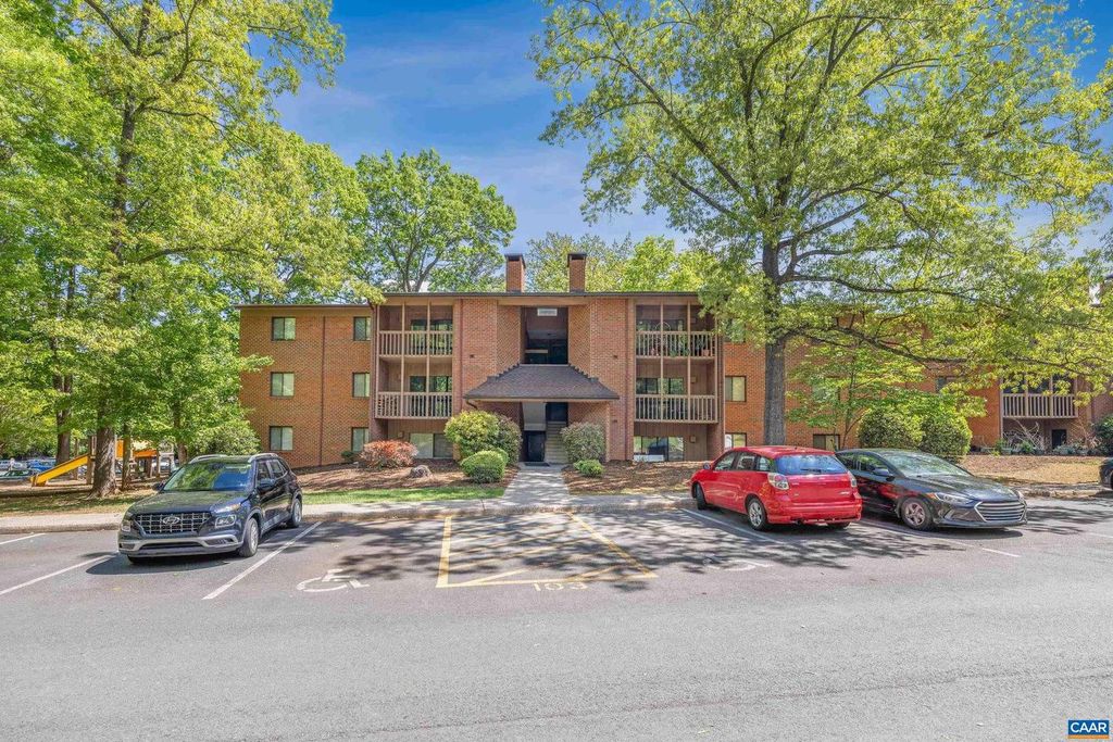 103 TURTLE CREEK RD #1, Charlottesville, VA 22901