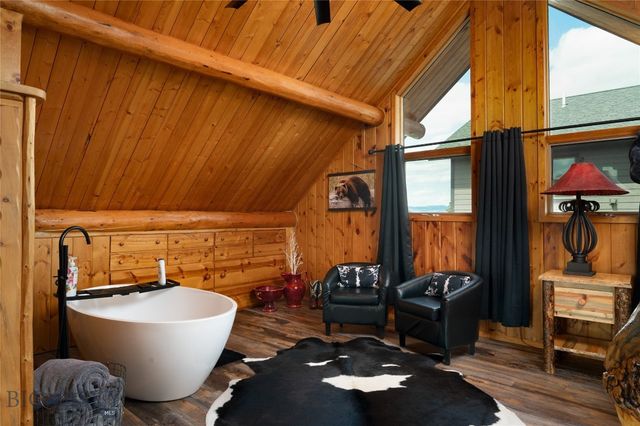 7550 & 7560 Springhill Road, Belgrade, MT 59714