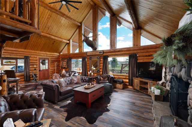 7550 & 7560 Springhill Road, Belgrade, MT 59714