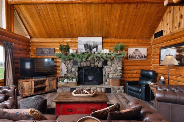 7550 & 7560 Springhill Road, Belgrade, MT 59714